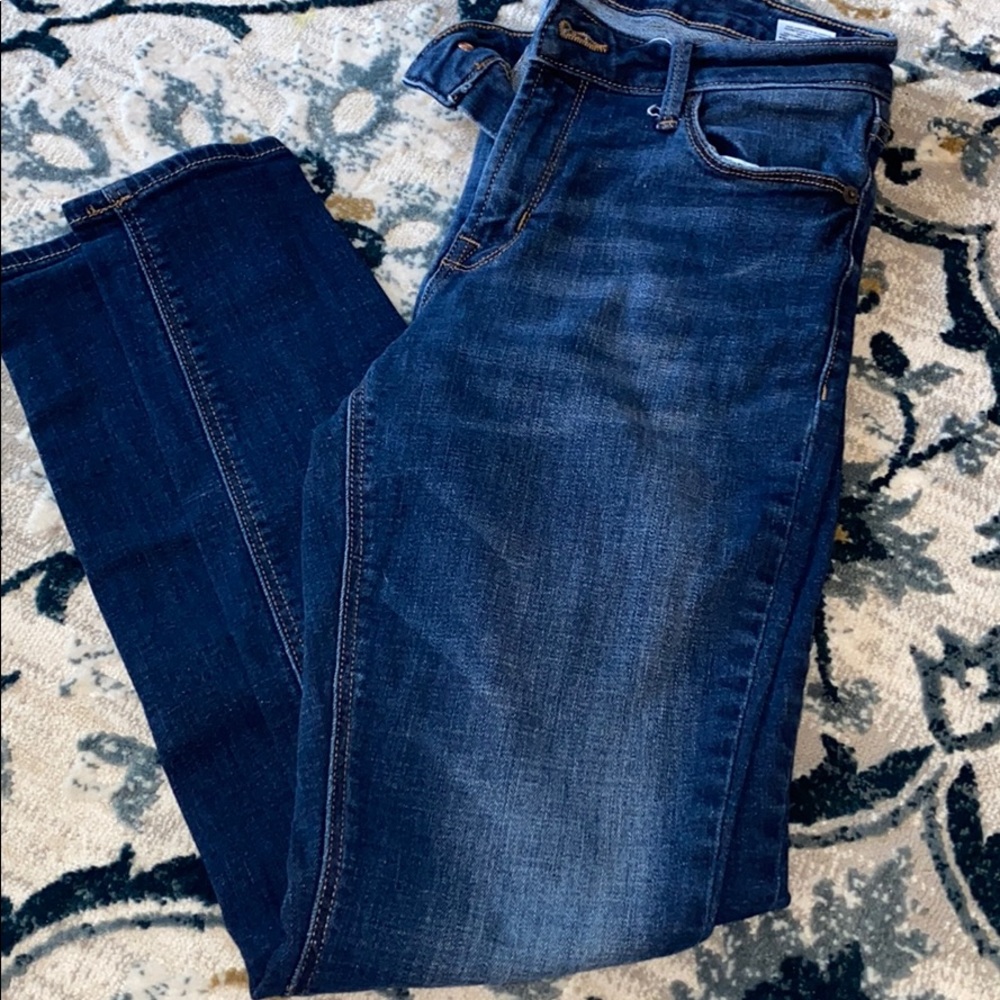 Woman’s jeans skinny